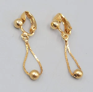 Vintage goldfarbene Kette Perlen Ohrhänger Clip auf Ohrringe 1 Zoll - Bild 1 von 7