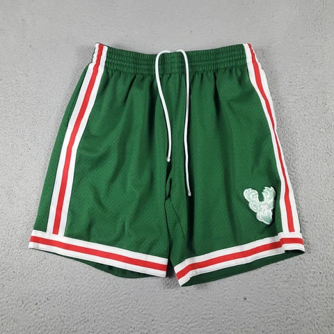 Mitchell & Ness Milwaukee Bucks Shorts Mens XL Green 1971-72 Hardwood Classics Cover