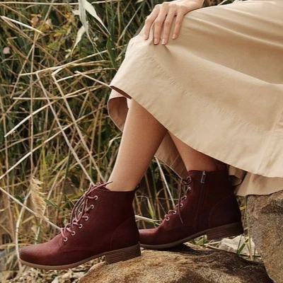 Bota de combate EARTH BRAND de cuero con cordones al tobillo - Janel para mujer 11W Foto 1 de 4