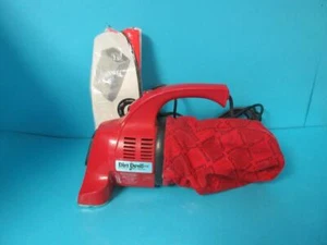 Vintage Royal Dirt Devil Plus Model 08130 Hand Vacuum Red w/ Extra bags - Picture 1 of 17