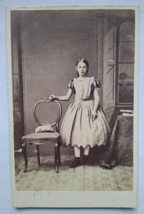 Early CDV Girl Short Sleeve Dress Unidentified Photographer - Picture 1 of 2