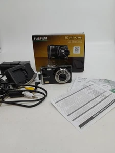Fujifilm Finepix F80 EXR 12MP Compact Digital Camera Black for Spares or Repairs - Picture 1 of 8