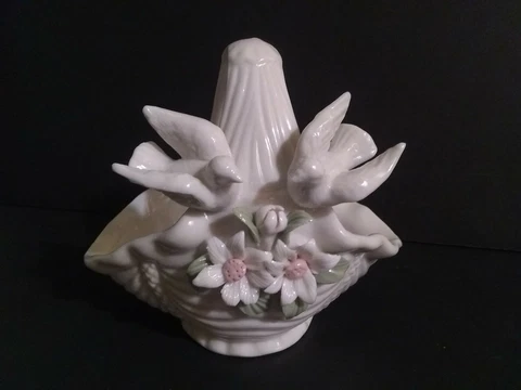 Small White Porcelain Basket With Doves And Flowers Cover