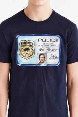 Nueva Camiseta Brooklyn Nine-Nine 99 Para Hombres Detective Peralta Divertida Azul Marino Identificación S-XL Foto 1 de 4