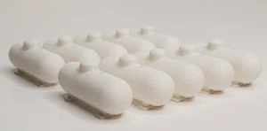 10 Pack - HO Scale 500 Gallon House Propane Tank 10' Long - White - 1:87 Scale - Picture 1 of 9