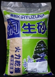 Bonsai - Kiryu 15 Liter - Substrat Kiefern fein Shohin - Körnung 2 - 3 mm #4 - Bild 1 von 1