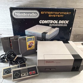 Nintendo NES Console Control Deck Mario Trilogy 1 2 3 Games Bundle Original Box