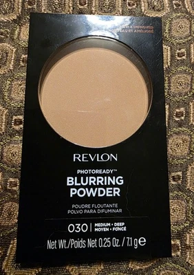 Revlon Photoready Blurring Powder. Shade Medium Deep 030Sealed never opened  - Image 1 of 4