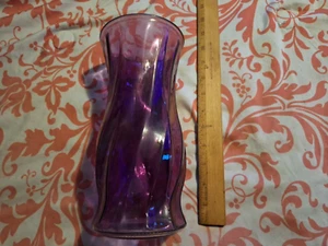 Beautiful Purple Swirled Vase 11" - Picture 1 of 4