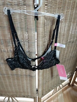 Isaac Mizrahi Women's Size 36B  Unlined Perfect Coverage Bra Style M13101 Black - Image 1 of 4