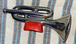 Ezra Brooks Conquistadors Drum & Bugle Corps Whiskey Decanter 1971 Bottle Top - Picture 1 of 5