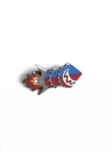 Blizzcon 2018 Wowhead Party Pin red / blue rocket Blizzard Warcraft Ultra Rare - Picture 1 of 2