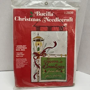 Bucilla Weihnachten Handarbeit Urlaub Lampe Post Schmuck Versandtasche Kit 2839 Neu - Bild 1 von 5