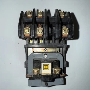 Square D lighting contactor 8903LO30 3 pole 120vac coil - Picture 1 of 4