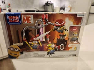 Mega Bloks Despicable Me Minion Made Fire Rescue Figure Set #94816 - Picture 1 of 12