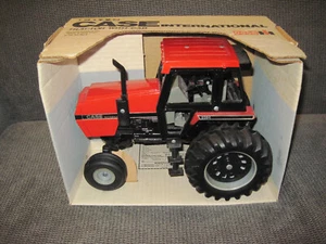 ¡¡¡Extremadamente raro!!! Tractor Ertl Case International 2394 con cabina #631 EX. - Imagen 1 de 6