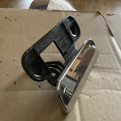 ✅ 2003 - 2006 Lincoln Navigator Center Console Door Lid Latch  OEM - Изображение 1 из 4