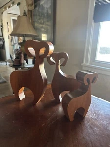 Vintage MCM Scandinavian Style Handcrafted Wooden Family Rams Mtn Goats - Bild 1 von 14