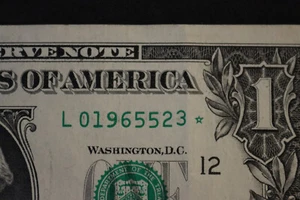 BILLETE ESTRELLA CUMPLEAÑOS/ANIVERSARIO $1 DÓLAR [23 DE MAYO DE 1965] SN L 01965523 * - Imagen 1 de 3