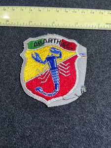 PARCHE DE TELA ORIGINAL VINTAGE ABARTH & CO ITALIANO FABRICANTE DE AUTOS DE CARRERAS - Imagen 1 de 2