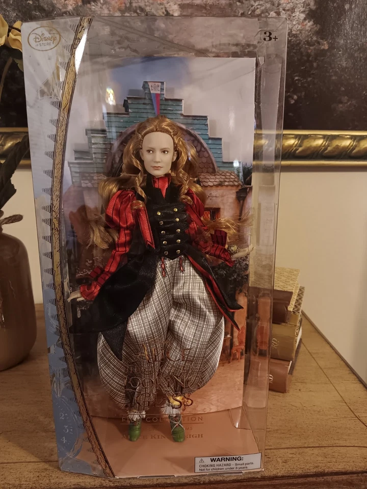 Disney Store Alice Through The Looking Glass Doll Film Collection.NRFB. - Image 1 of 4
