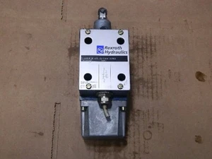 VÁLVULA DE VIGILANCIA REXROTH 5-4WMR10X70-32/GUIÑADA PUERTA DE SEGURIDAD CON GARANTÍA DE 90 DÍAS - Imagen 1 de 8