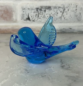 VTG 1992 Soaring Blue Bird of Happiness Titan Art Glass Figurine Signed USA - Picture 1 of 13