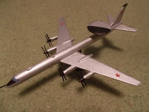 Built 1/200: Soviet TUPOLEV TU-126 "MOSS" Aircraft USSR - Picture 1 of 1