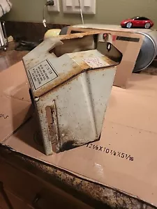 Vintage Ariens 824 Snowblower Tecumseh Hm80 Carb Cover With Throttle Cable 34140 - Picture 1 of 4