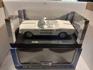 Revell '64 Ford Mustang Convertible Indianapolis 500 Pace Car 1:18 Diecast - Picture 1 of 6