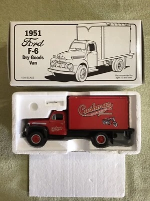 Camión de carga First Gear 1951 Ford F-6 Cushman Motor Scooter 1/34 diecast nuevo en caja Foto 1 de 4