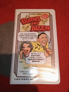 The Burns and Allen Show Volume 3 - 9 Hours on 6 Cassettes - Radio Spirits - Imagen 1 de 3