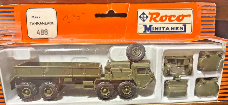 Hepa Roco Minitanks Art Opel Blitz Half Track with 20mm Flak 1/87