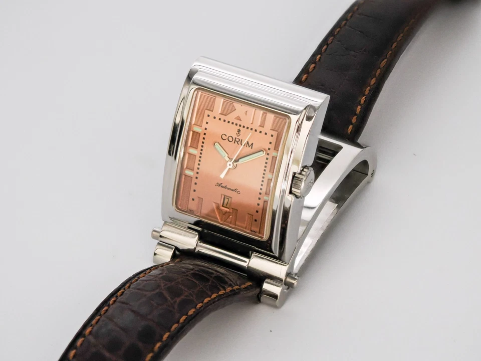 Reloj de cuarzo Corum Toboggan 35 mm X 24 mm Foto 1 de 4