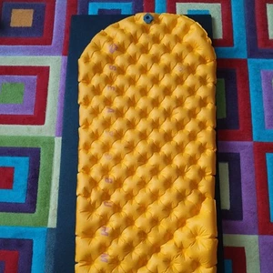 Sea to Summit Ultralight Insulated Sleeping Mat Orange, Regular Size for Camping - Picture 1 of 9