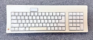 Tastiera Apple, MODELLO n. M0116, USA, SENZA CAVO DI ALIMENTAZIONE, NON TESTATO - Foto 1 di 5