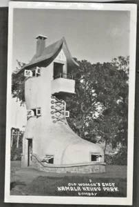 DHA Early Postcard, The Old Woman's Shoe, Kamala Nehru Park, Mumbai was Bombay - Picture 1 of 1