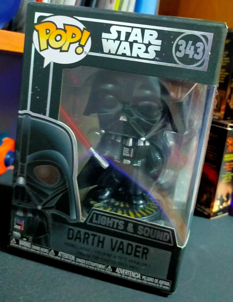 Funko Pop - Star Wars n°343 : DARTH VADER - Lights & Sound - Immagine 1 di 4