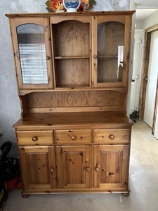 pine cabinet used - Picture 1 of 6