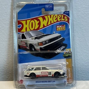 Coche Hot Wheels JDM Nissan Maxima Drift Blanco - Vagones HW #4/5 Motul 68 - Imagen 1 de 5
