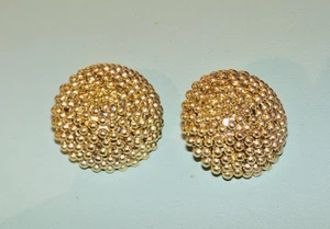 Vintage Costume Round Beaded Gold Tone Clip-On Earnings Very Nice! - Picture 1 of 6