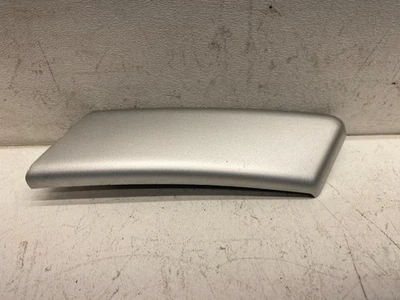 Panel de puerta interior delantero derecho Ford Edge 2011-2014 cubierta de perno de moldura plateada OEM Foto 1 de 4