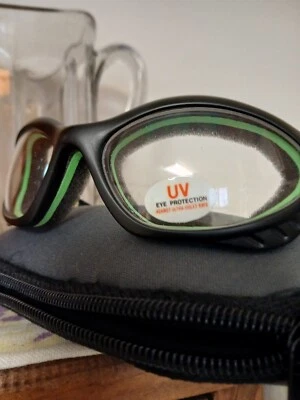 Gafas unisex a prueba de desgarros-gafas de seguridad cocina artes-ciclismo con estuche verde/negro Foto 1 de 4