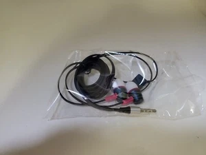 NEW Pink & White Stereo In Ear Earbuds Earphones for Game boy Color Advance #H13 - Picture 1 of 3