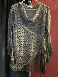 Simple Couture Tunic Blouse - Picture 1 of 7
