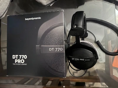 Beyerdynamic DT 770 PRO 250 Ohm Headphones - Great Condition - Image 1 of 2