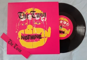 THE TWIN NOTHING 2025 NUMBERED 7" VINYL SINGLE WITH STICKER boy george mint 250 - Picture 1 of 2