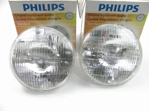 (2) Philips Standard Sealed Beam Headlight Lamp 4800C1 28V 50/40W - Picture 1 of 3