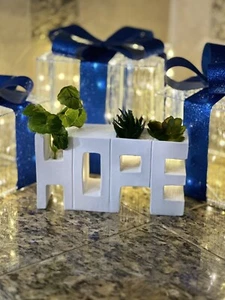 Hope Vase - The Word Vase - Picture 1 of 9