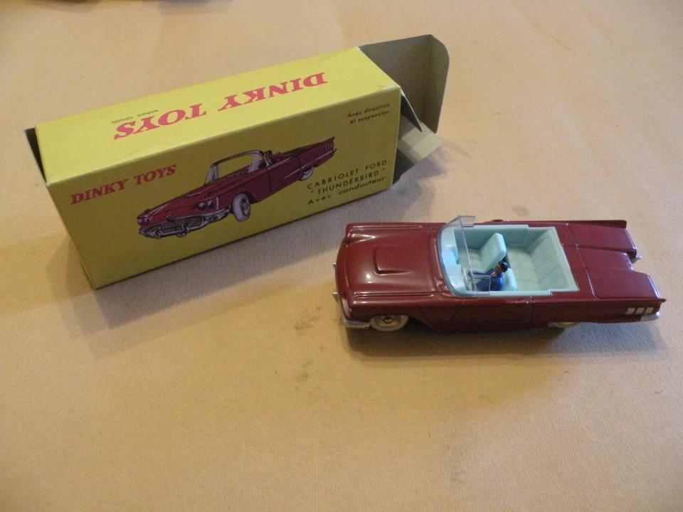 DINKY TOYS FORD THUNDERBIRD CABRIOLET IN CONDIZIONI NUOVE (BOX) -REPRO- - Immagine 1 di 1